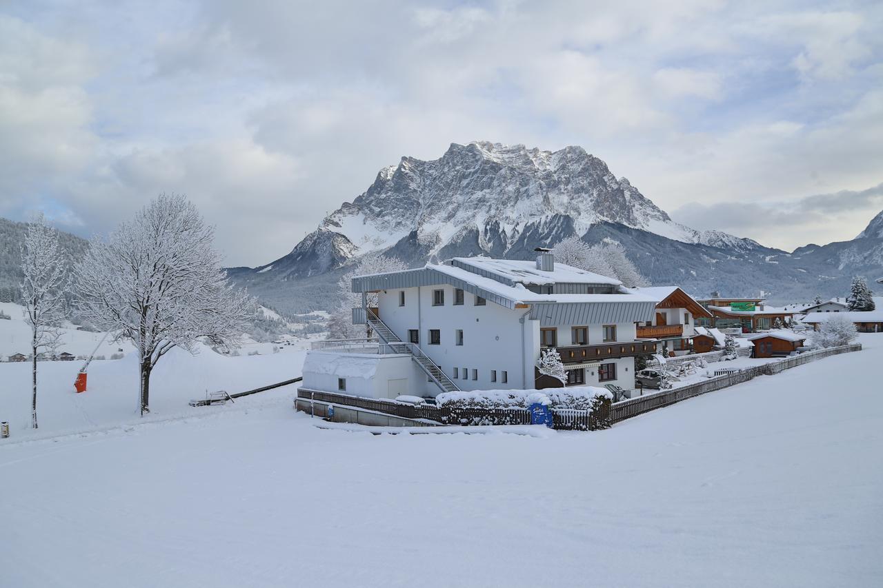 Haus Am Schihang Лермос Екстериор снимка